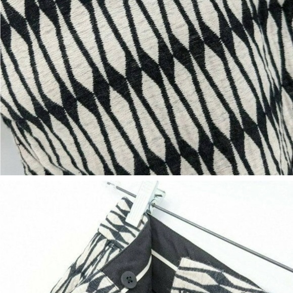 Joe Fresh 0 Black White Textured Zipper Pocket Shortie Shorts | size 0 - Picture 3 of 5